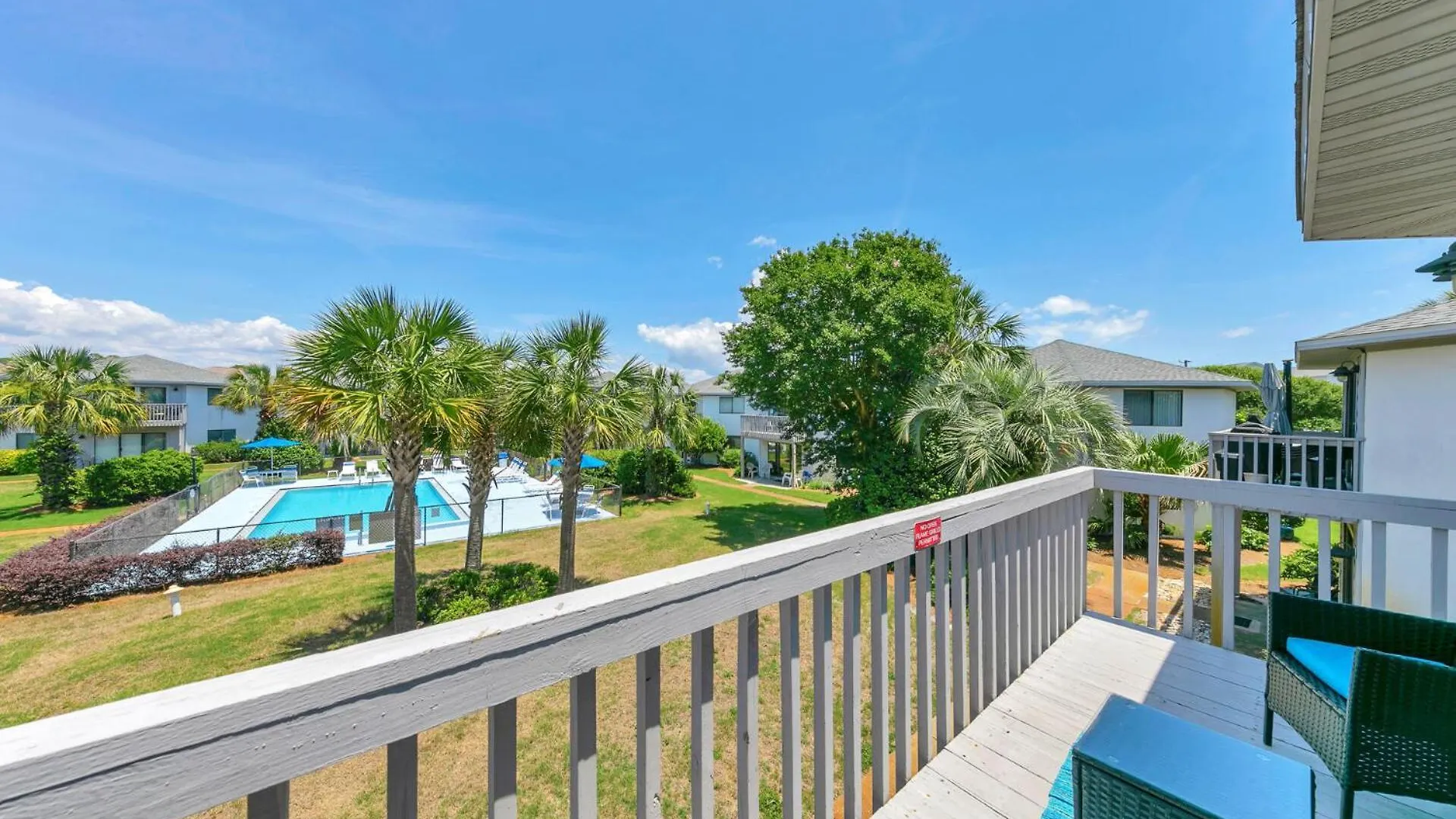 Crystal Village II Unit 10B- Close To Beach And Pool! Destin