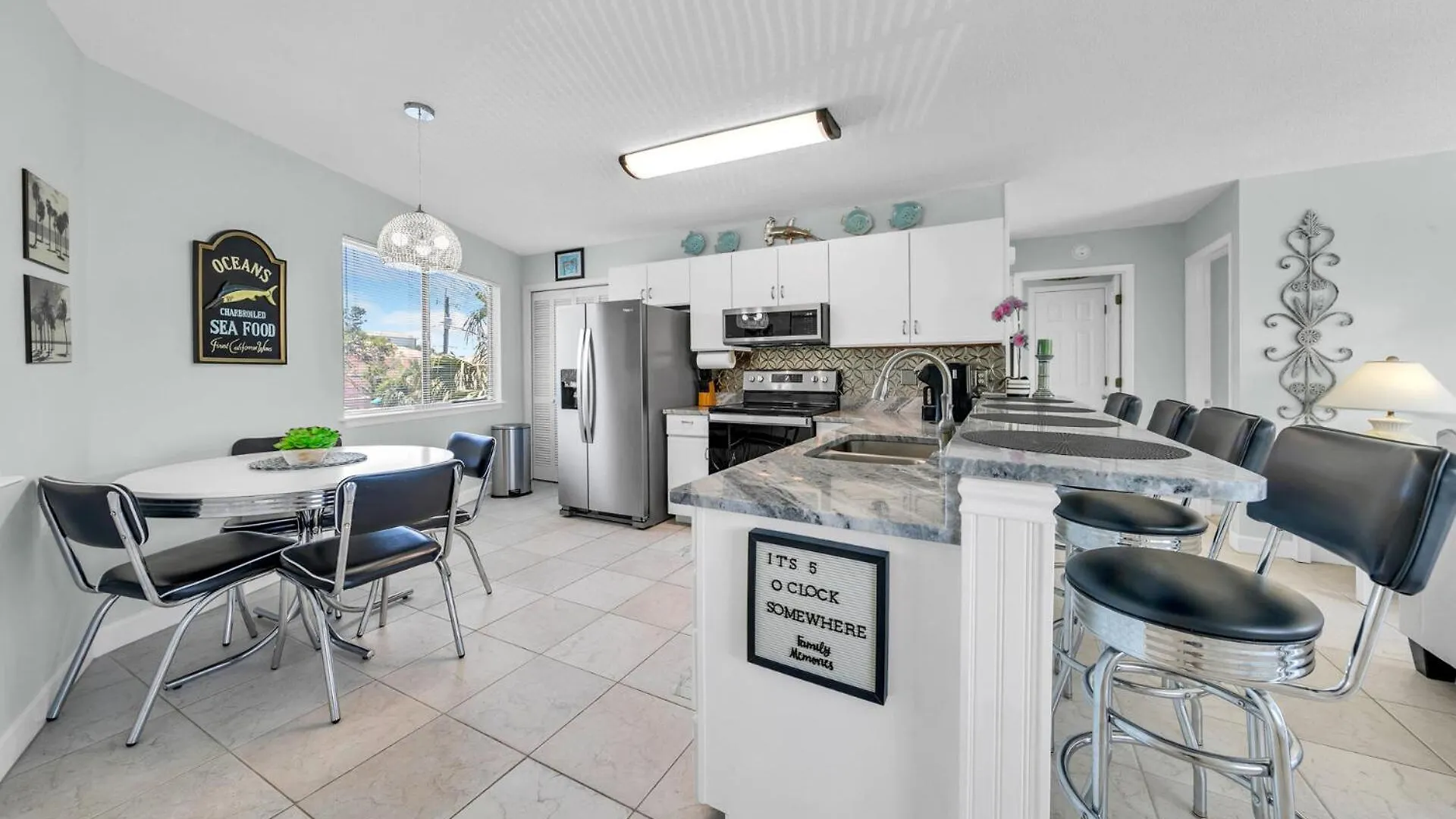 Crystal Village II Unit 10B- Close To Beach And Pool! Destin Holiday home