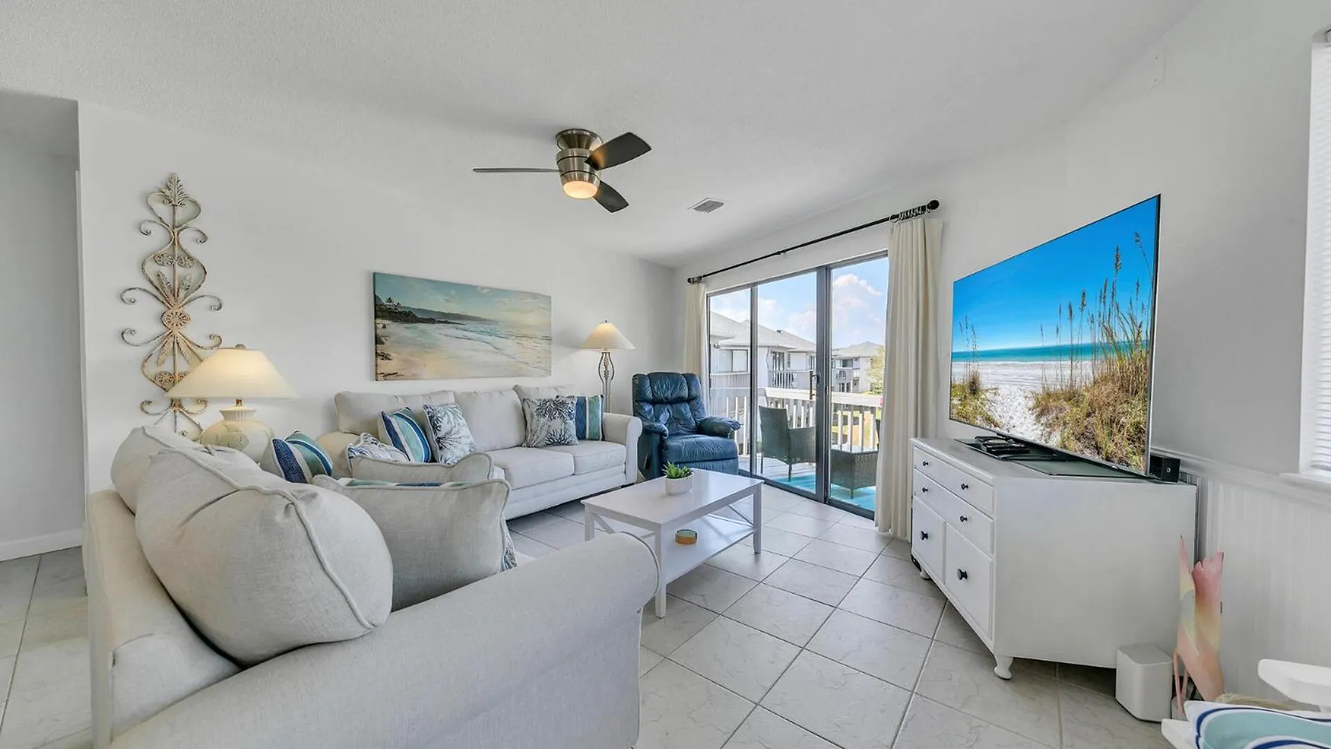 Crystal Village II Unit 10B- Close To Beach And Pool! Destin 0*,