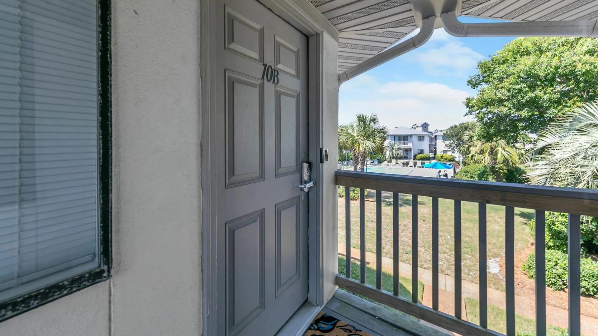 Crystal Village II Unit 10B- Close To Beach And Pool! Destin